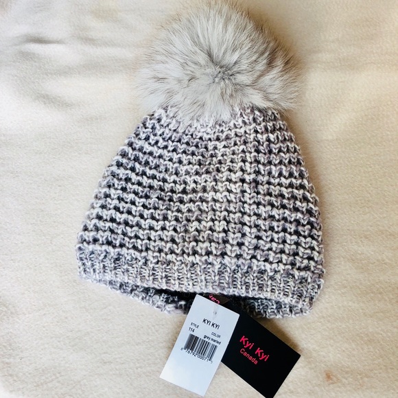 Nwt Kyi Kyi Genuine Fox Fur Pom Pom Hat 